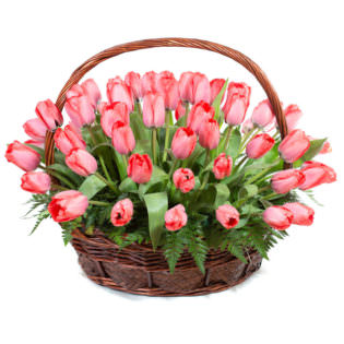 Цветы в корзинке "Розовые тюльпаны"